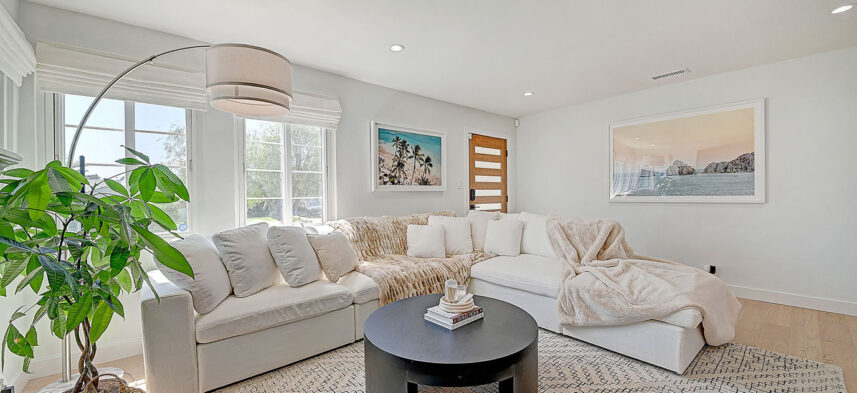 Long Beach Luxury Living Room