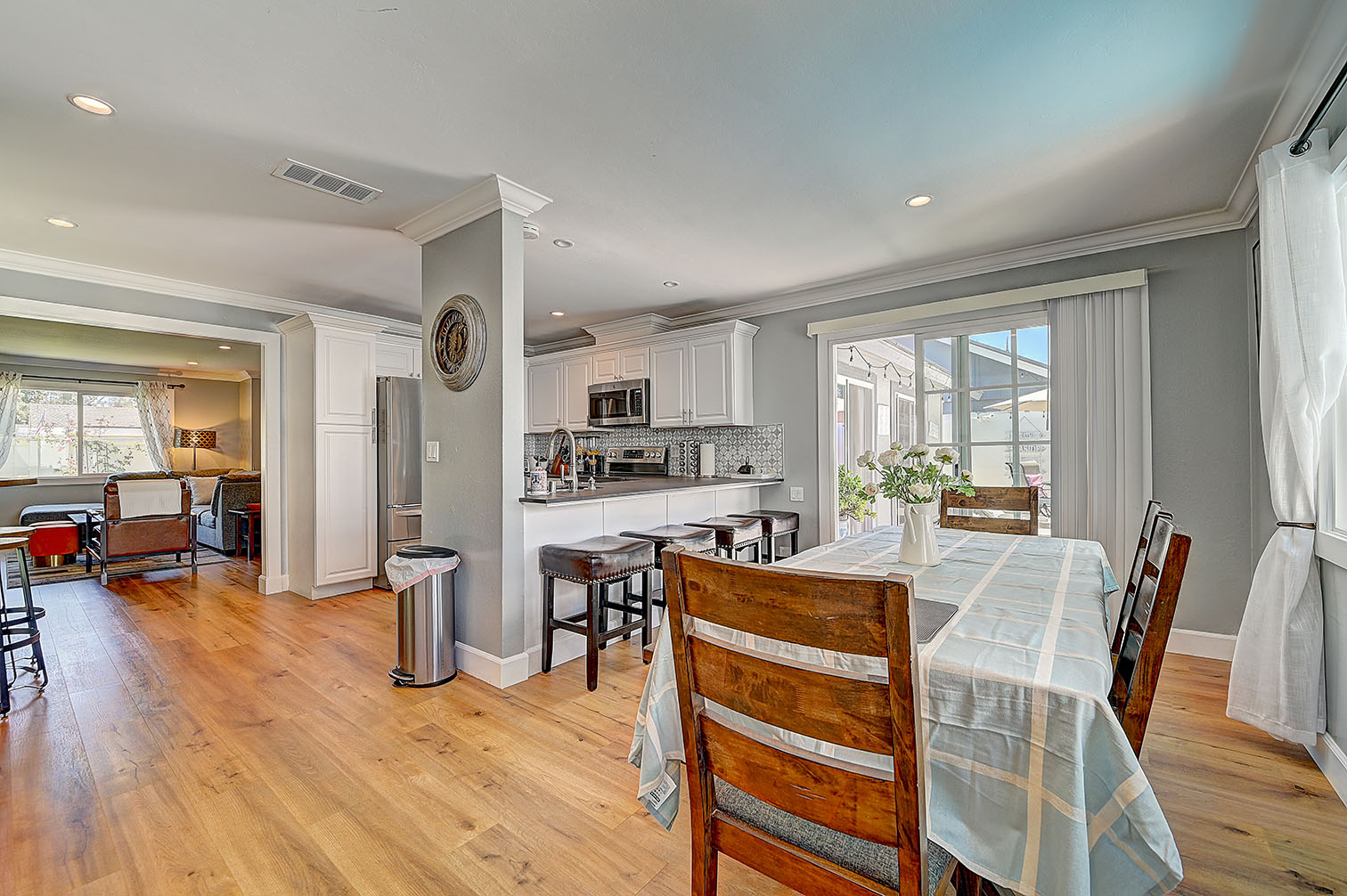 Long Beach Living Room